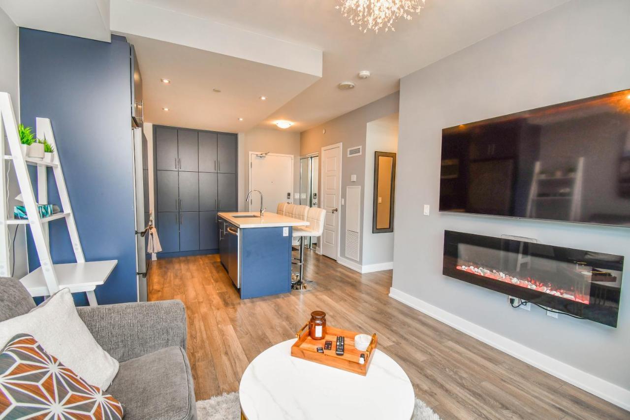 Pet Friendly Condos At Friday Harbour Innisfil Kültér fotó