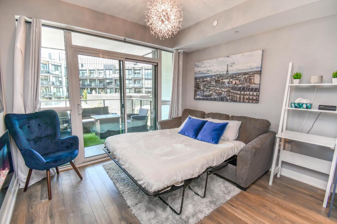 Pet Friendly Condos At Friday Harbour Innisfil Kültér fotó