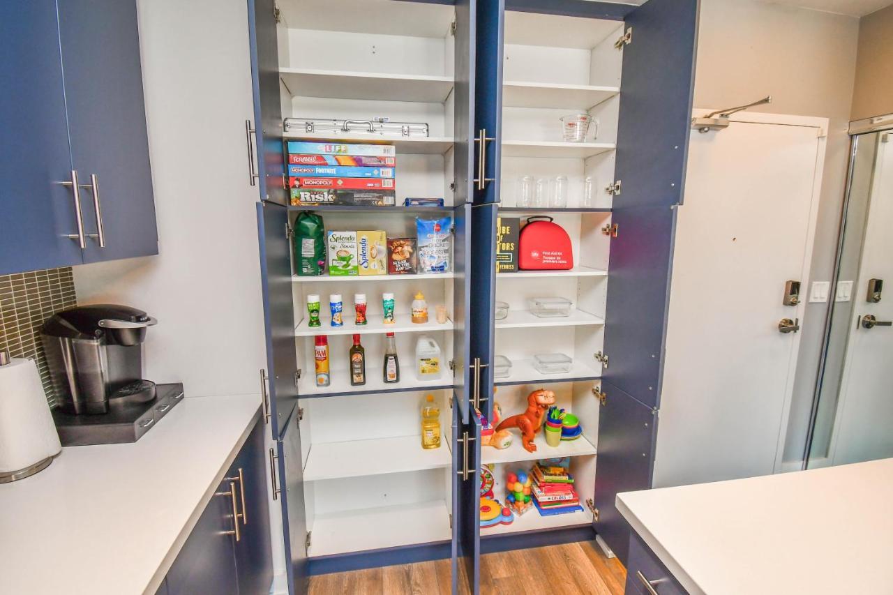 Pet Friendly Condos At Friday Harbour Innisfil Kültér fotó