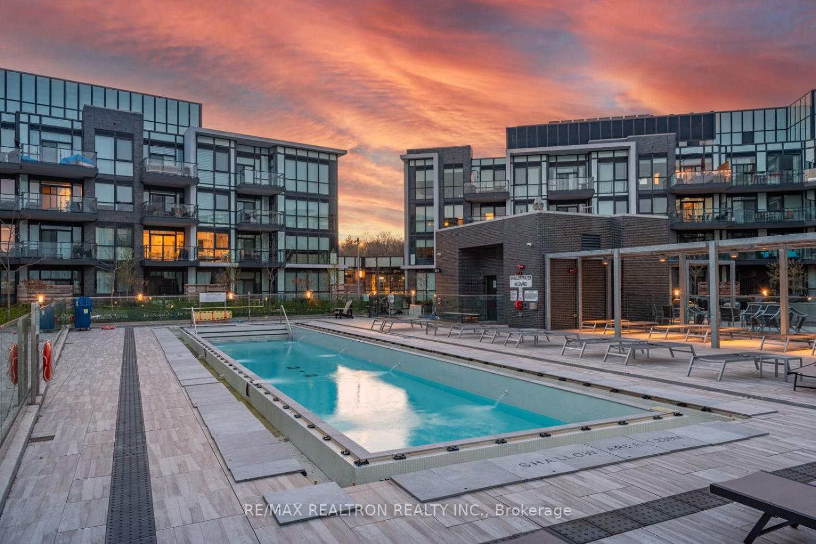 Pet Friendly Condos At Friday Harbour Innisfil Kültér fotó